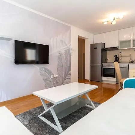 The Harmony Away From Apartman